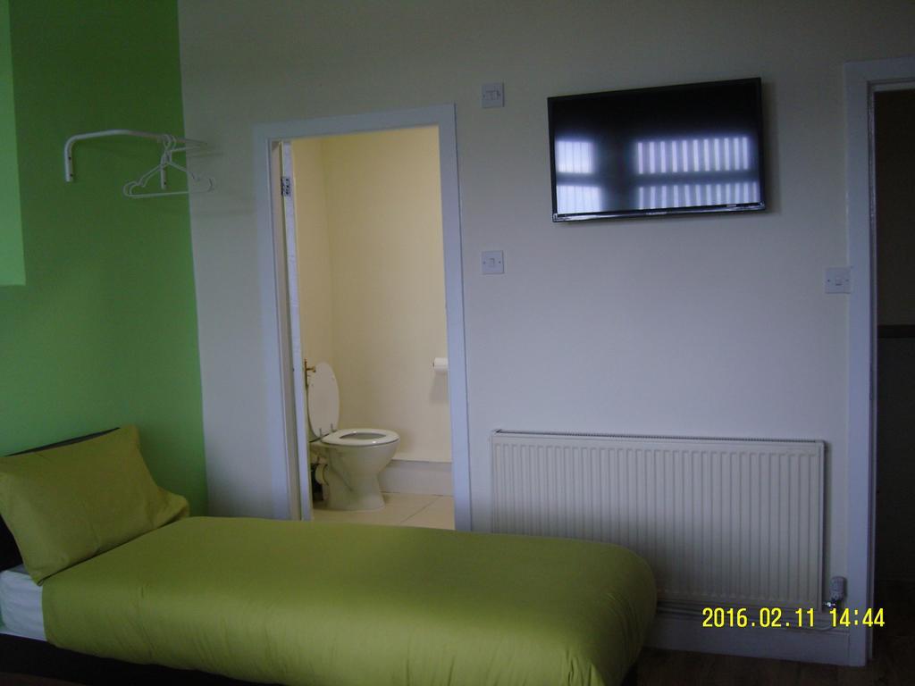 The Kop View Hotell Liverpool Rom bilde