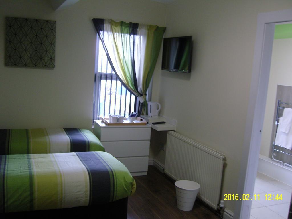 The Kop View Hotell Liverpool Eksteriør bilde