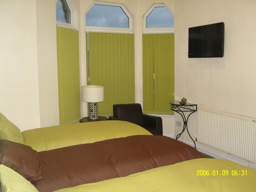 The Kop View Hotell Liverpool Eksteriør bilde